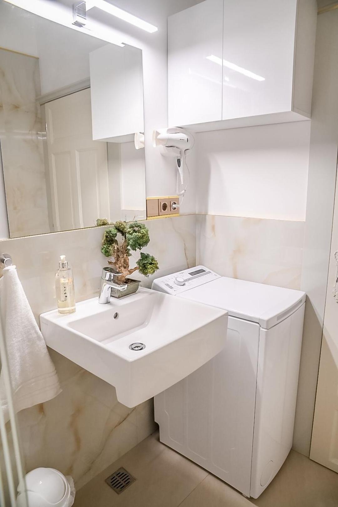 Glori Gold Apartaments Baia Mare Exterior photo